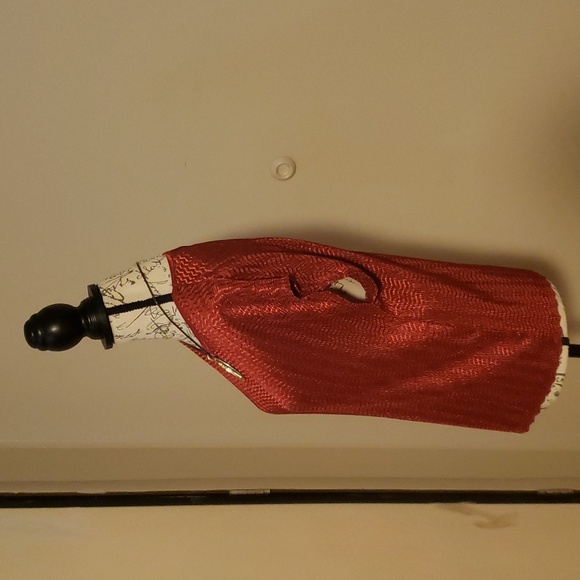 Kim Roger's Lady's Sleeveless Silky Textured in Ruby Red ♥ - Picture 4 of 7